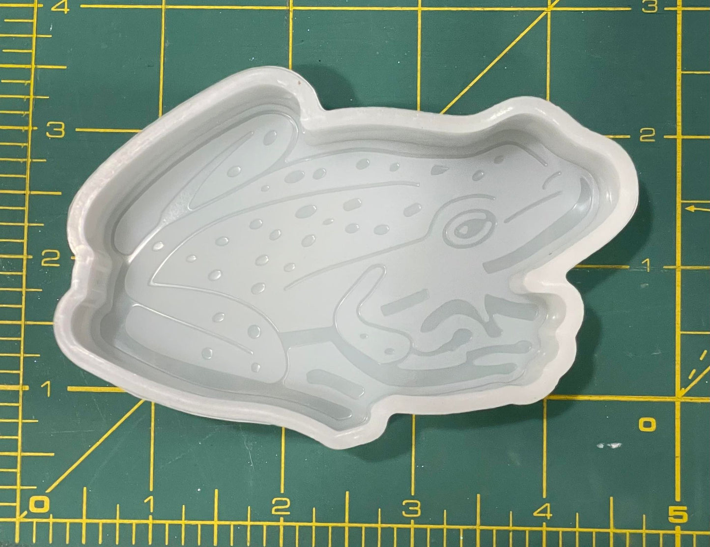 Frog Freshie Mold